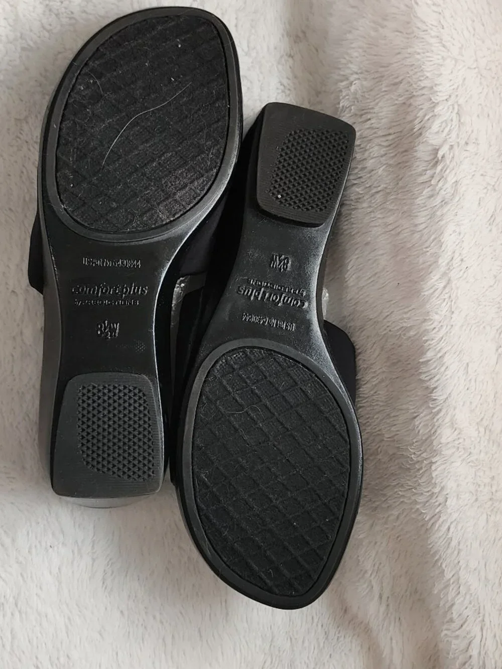 Comfort Plus, Predictions, Wedge slip on shoe, Size 8 1/2W - Picture 4 of 6